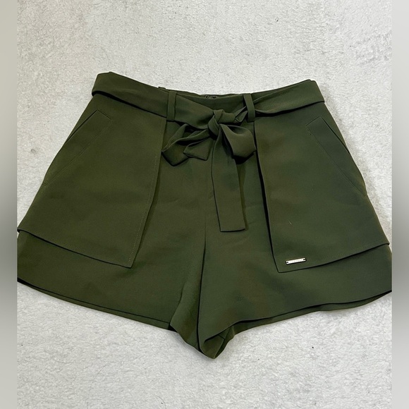 Ted Baker London Olive Tie Waist Paper Bag Trouser Shorts - Size 0 (27") - Picture 2 of 13